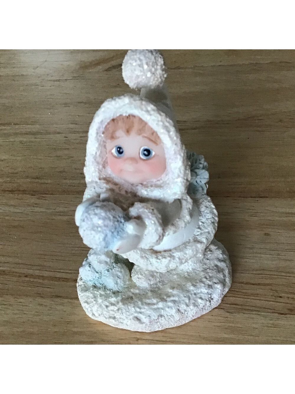 𝅺Dreamsicle “ Having a Ball “ snow angel figurine